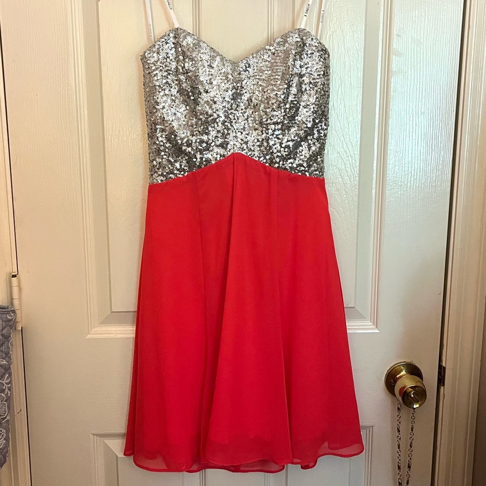 B. DARLIN Strapless Sequin Party Mini Dress 7/8 Dillards